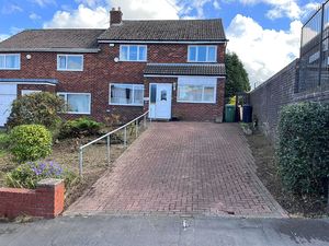 Front External- click for photo gallery